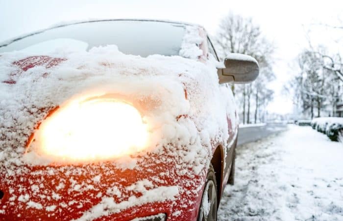 Conduite hivernale : Quelle vitesse adopter avec des pneus neige ?